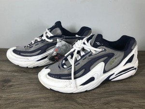 lot 384 image: Pair of Avia Tennis Shoes Size 10