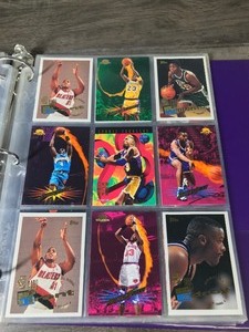lot 405 image: Lot of 137 Basketball Cards