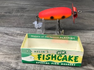 lot 419 image: Helin Tackle Co. Collectible Fishcake fishing Lure in Original Box