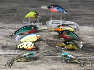 lot 421 image: Lot of 10 Fishing Lures - see description for more info
