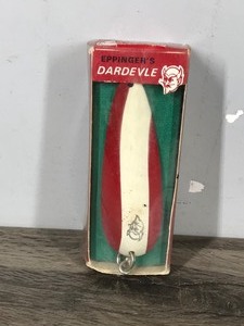 lot 199 image: Collectible Eppinger Osprey Lure Dardevle Fishing Lure in Original Box No. 16