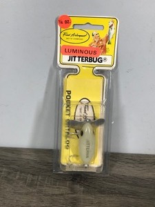 lot 452 image: Collectible Fred Arbogast Jitter Bug Fishing Lure in Original Package