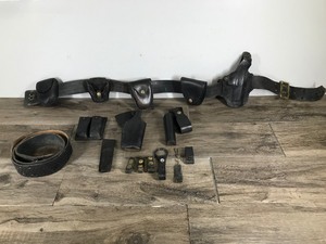 lot 170 image: Police Officer Leather Holster Belt and Accessories - see description for more info
