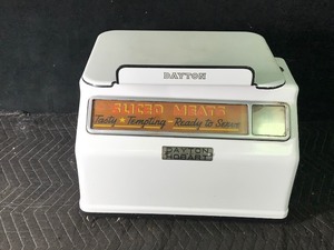 lot 93 image: Vintage Hobart Dayton Meat Scale Sliced Meats Tasty Tempting and Ready to Serve