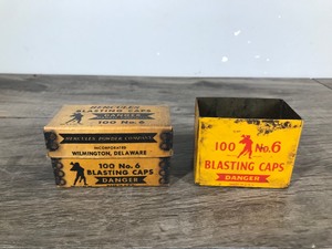 lot 165 image: 2 - Vintage Hercules Blasting Cap Containers