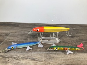 lot 155 image: Lot of 3 Cisco Kid Fishing Lures