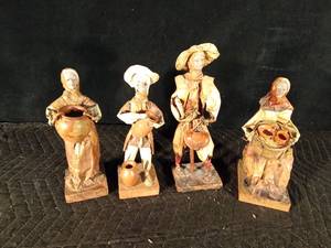 lot 122 image: Mexico paper mache folk art