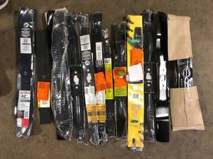lot 41 image: Lot of Assorted Lawn Mower Blades Various Models and Conditions      Customer Returns See Pictures