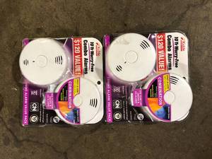 lot 63 image: Lot of Kidde 10-Year Worry-Free Smoke and Carbon Monoxide Detector, Battery Powered with Voice Alarm (2-Pack) 21029621   Customer Returns See Pictures