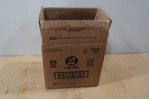 lot 8 image: 12 3-In-1 Multi Purpose Oil