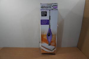 lot 9 image: Shark Steam Pocket Mop