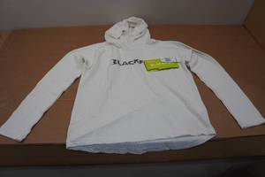 lot 23 image: Blackfish Angler UPFCooling Hooded Long Sleeve - Youth XL