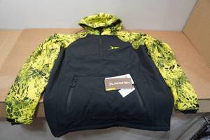 lot 34 image: Blackfish Gale Pullover Jacket - Medium