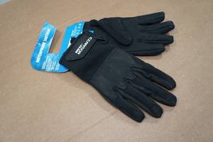 lot 36 image: Clam Waterproof Tactical Gloves - Small