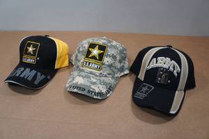 lot 146 image: 3 United States Army Hats