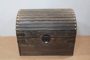 lot 178 image: Wooden Chest