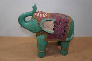 lot 181 image: Hand Carved Good Luck Wood Elephant
