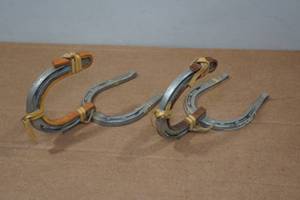 lot 182 image: 2 Metal Horse Shoe CoatHat Racks