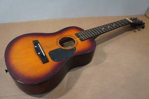 lot 190 image: Vintage Mark II Model MSG30 Student Guitar