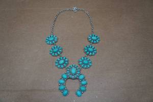 lot 222 image: Squash Blossum Turquoise Necklace