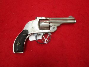 lot 66 image: H&R Top Break 32 S&W Pistol