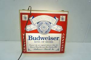 lot 36 image: Vintage Budweiser Hanging Light Sign 17x 16x6