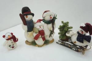 lot 227 image: Stuffed Snowman Decor