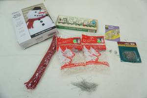 lot 263 image: Snowman Kit, Vintage Noel Candle Train and more