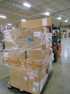 lot 49 image: Manifested Pallet #49