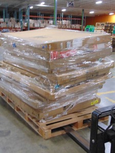 lot 54 image: Manifested Pallet #54