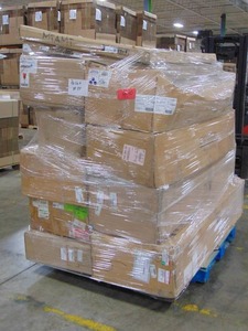 lot 34 image: Manifested Pallet #34