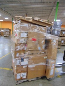 lot 42 image: Manifested Pallet #42