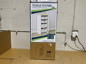lot 122 image: Your Zone Kids Sliding Bin Organizer with 4 Storage Bins