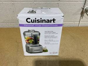 lot 150 image: Cuisinart ECH-4 Elemental 4-Cup Chopper-Grinder