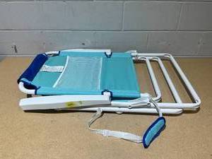 lot 200 image: Mainstay Reclining 4-Position Oversize Beach Chair