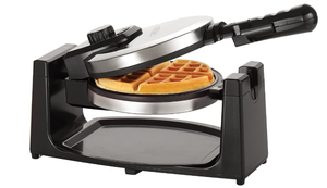 lot 312 image: BELLA Classic Rotating Belgian Waffle Maker with Nonstick Plates