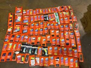 lot 354 image: LOT OF 112 Miscellaneous Screen Protectors