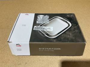lot 19 image: 2PCS STAUB Rectangular Baking Dish Set