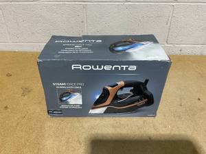 lot 75 image: Rowenta SteamForce Pro Steam Iron