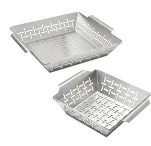 lot 173 image: 2PCS The Cellar Set of Grill Baskets