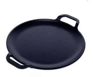 lot 256 image: Victoria Cast Iron 10in Pizza PanComal with 2 Side Handles