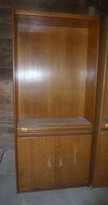lot 39 image: tall bookcase with 4 shelves  36x12x80