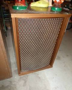 lot 74 image: Pair of vintage Sansui speakers model SP-5500 120 Watt 4-Way 6-Speaker system