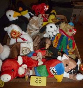 lot 83 image: Lot of 15 beanie babies