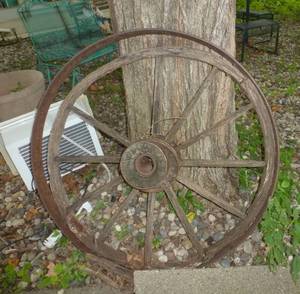 lot 103 image: 3 various steel wheels