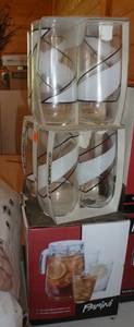 lot 170 image: New glass pitcher and tumbler set and 2 new sets of 4 glasses