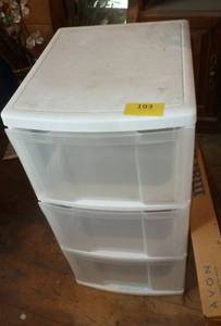 lot 193 image: Plastic storage box