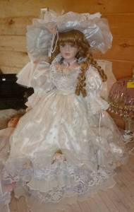 lot 199 image: 2 wedding dolls