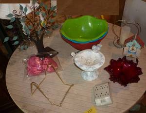 lot 232 image: metal tree with photo ornaments, 3 plastic bowls, bird bath, clock, candle, outlet, plate or picture stand, red bowl