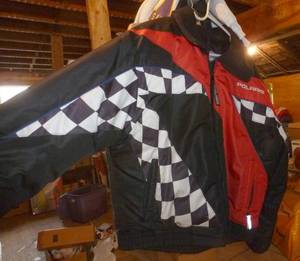 lot 243 image: Mens XL Polaris winter jacket